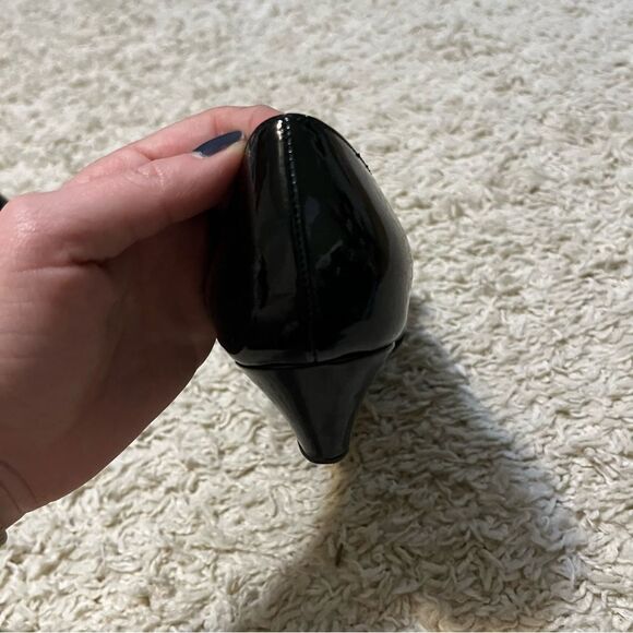 Kate Spade Black Bow Wedge size 7B - Picture 12 of 14